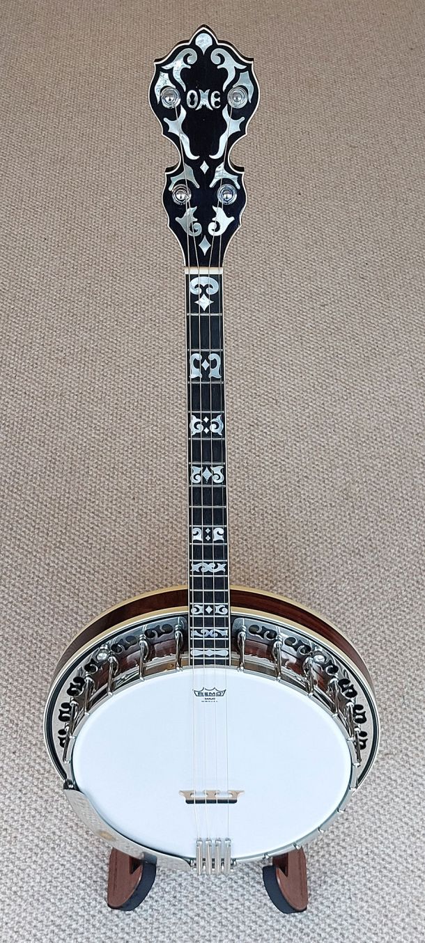 OME Monarch tenor banjo