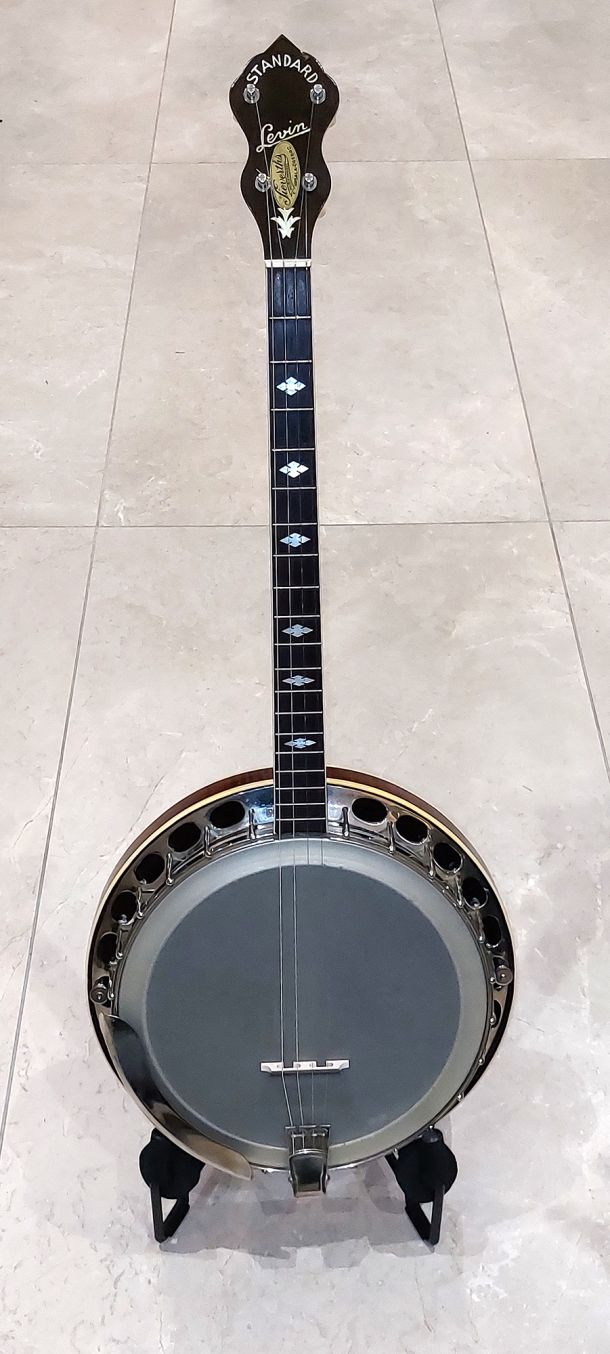 Levin Tenor Banjo